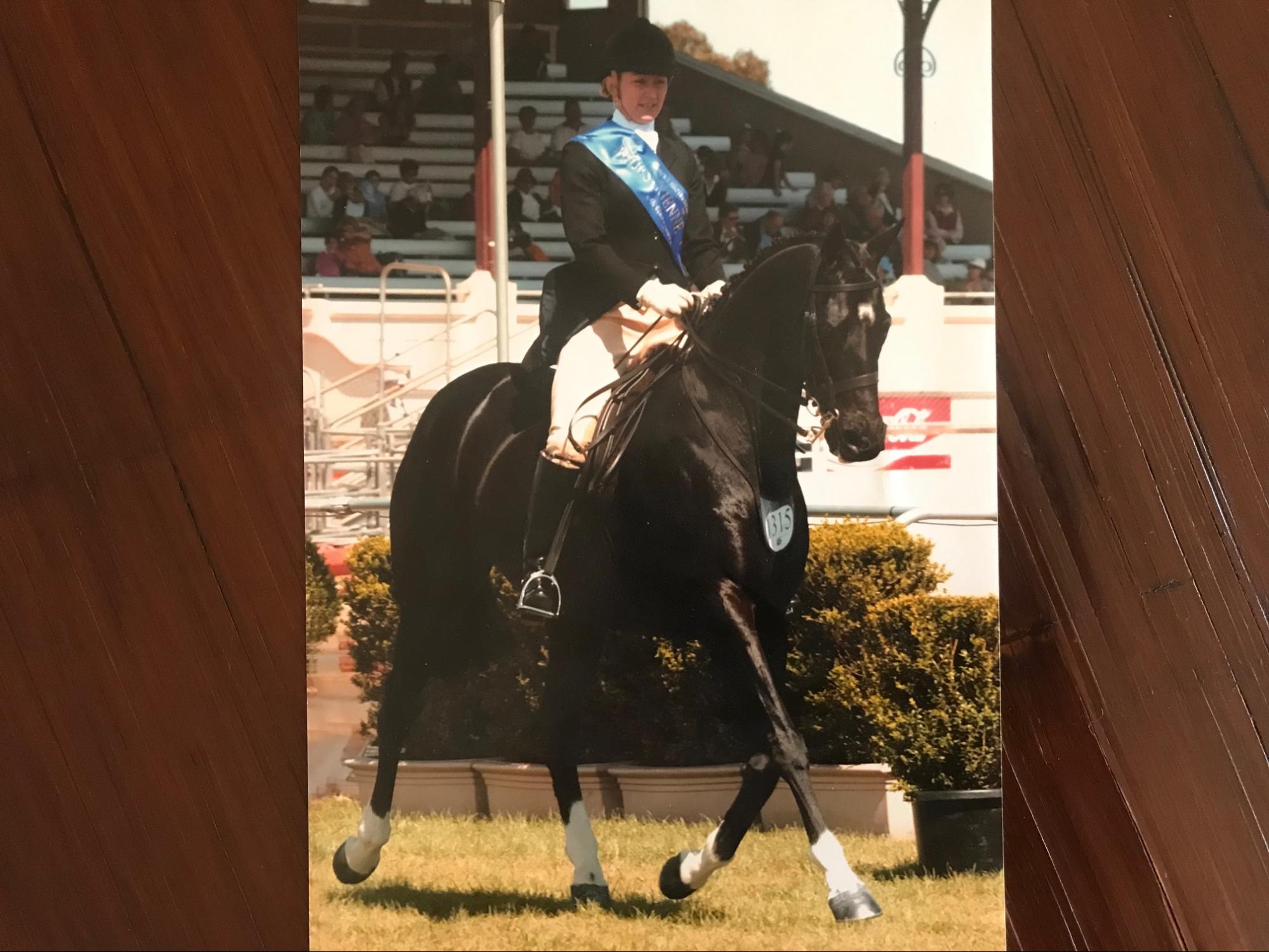 Caroline Wagner and W S Black Label after winning the Garryowen in 2004